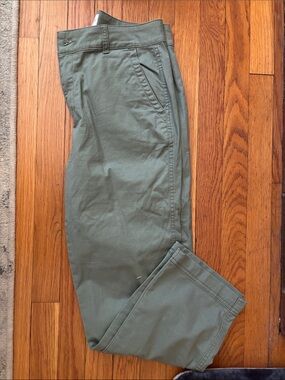 GAP Olive Green Straight Leg Women's Pants